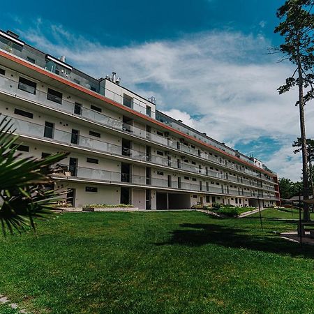 Butique Apartman بالاتوليلّي المظهر الخارجي الصورة